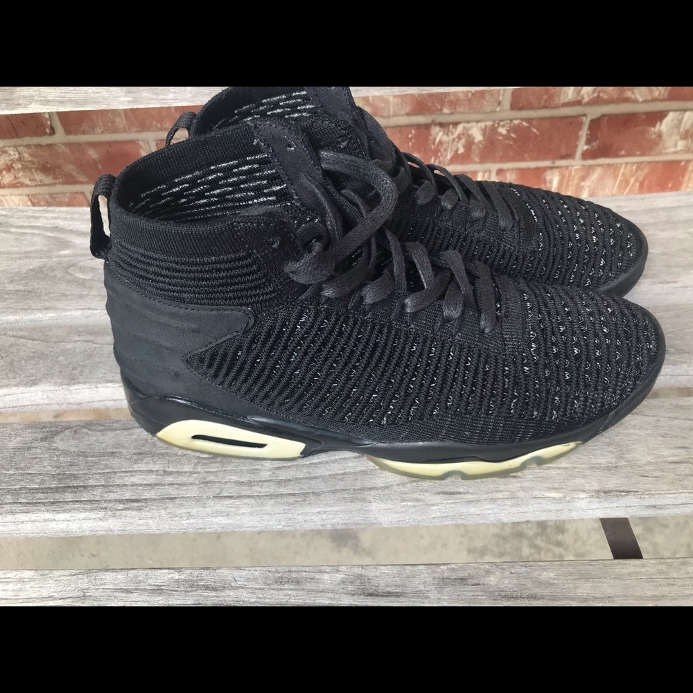 Jordan Flyknit Elevation 23